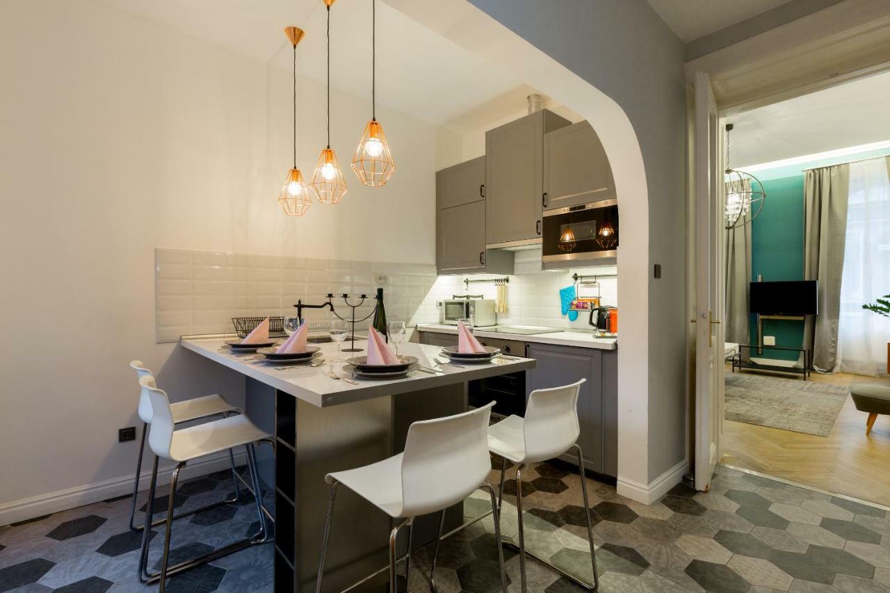 Luxury Twin 1-Bedroom In Kazinczy Street Budapešť Exteriér fotografie